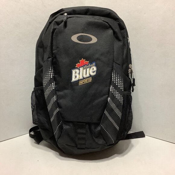 Oakley #92604 Backpack Black Labatt Blue Imported Embordered Front 18" x 12" - Picture 1 of 10